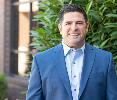 Wayne Luchetti, MD